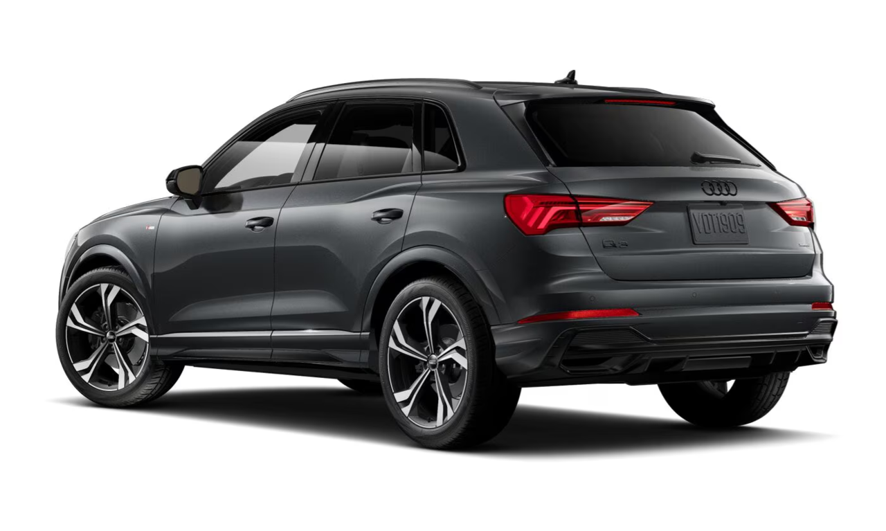 2025 Audi Q3 45 Technik, Vancouver, Cash