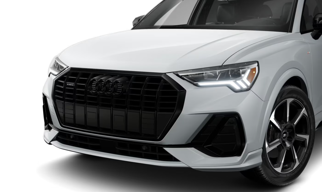 2025 Audi Q3 45 Progressiv, Vancouver, Cash
