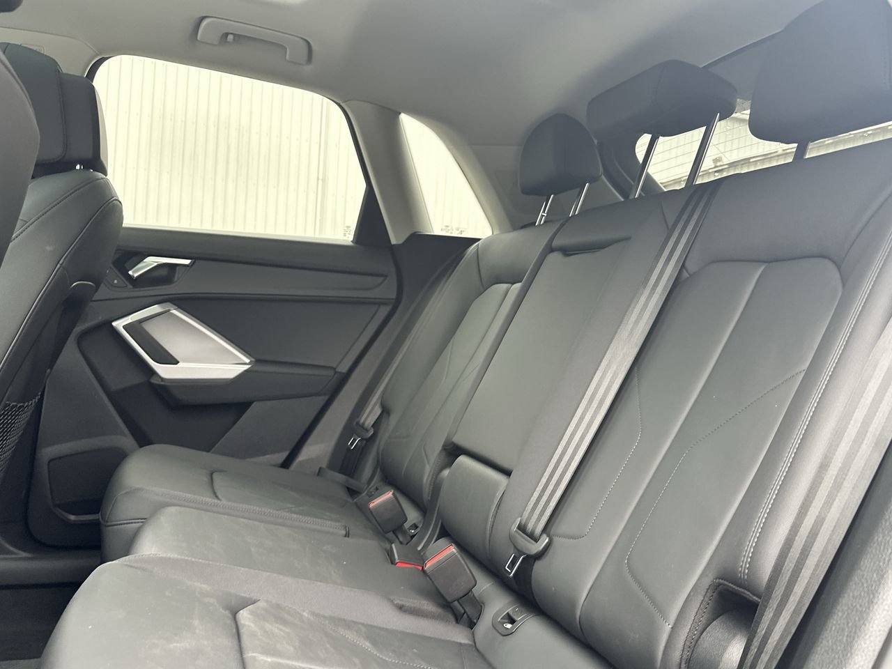 2025 Audi Q3 40, 温哥华, 全款车