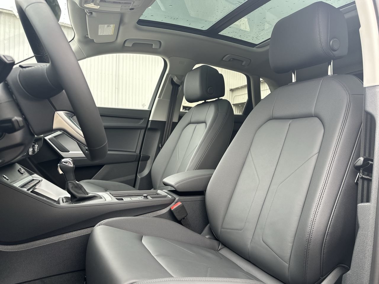 2025 Audi Q3 40, 温哥华, 全款车