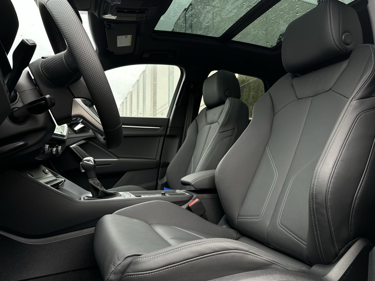 2025 Audi Q3 45 Progressiv, Vancouver, Cash