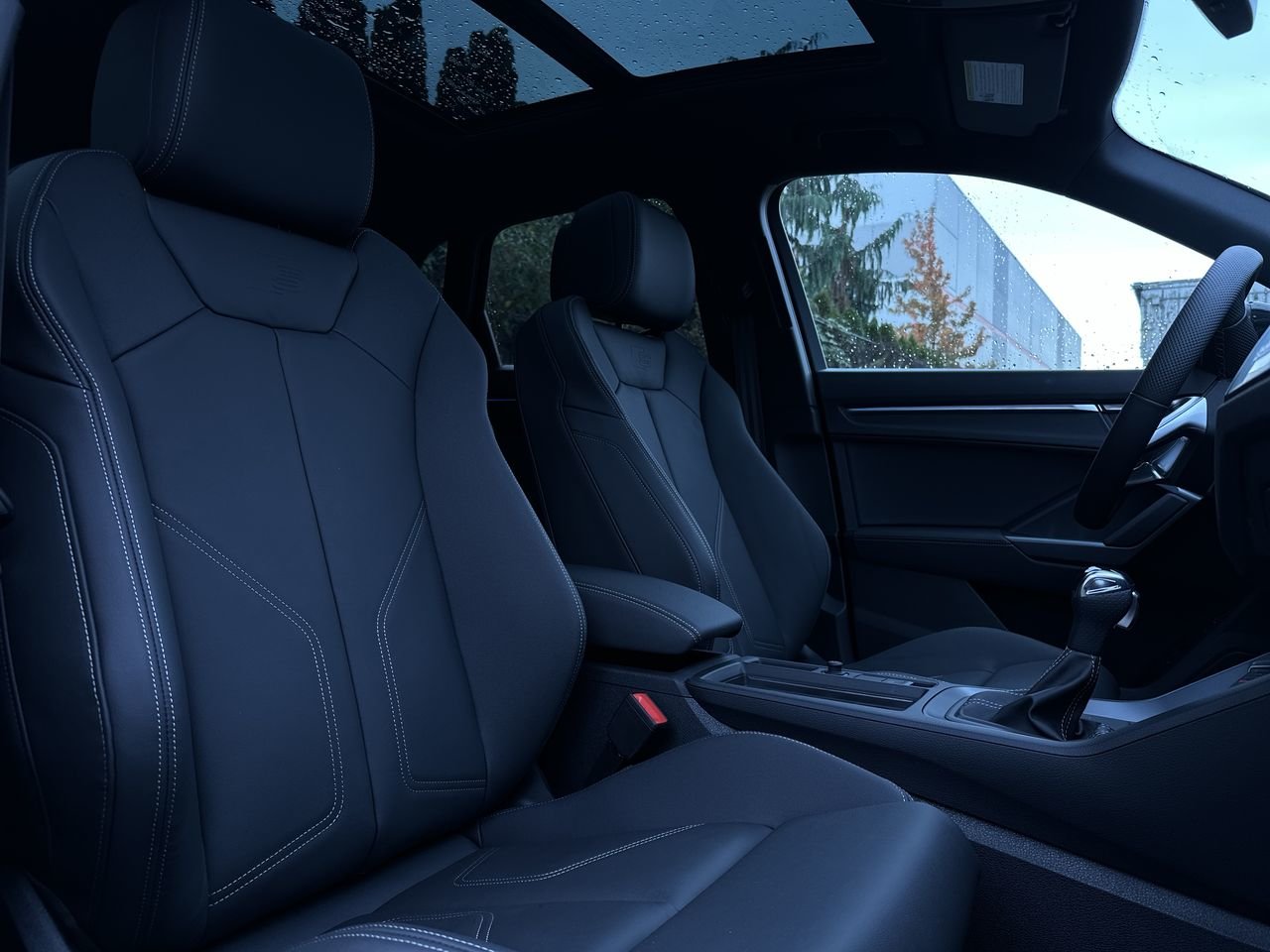 2025 Audi Q3 45 Progressiv, Vancouver, Cash