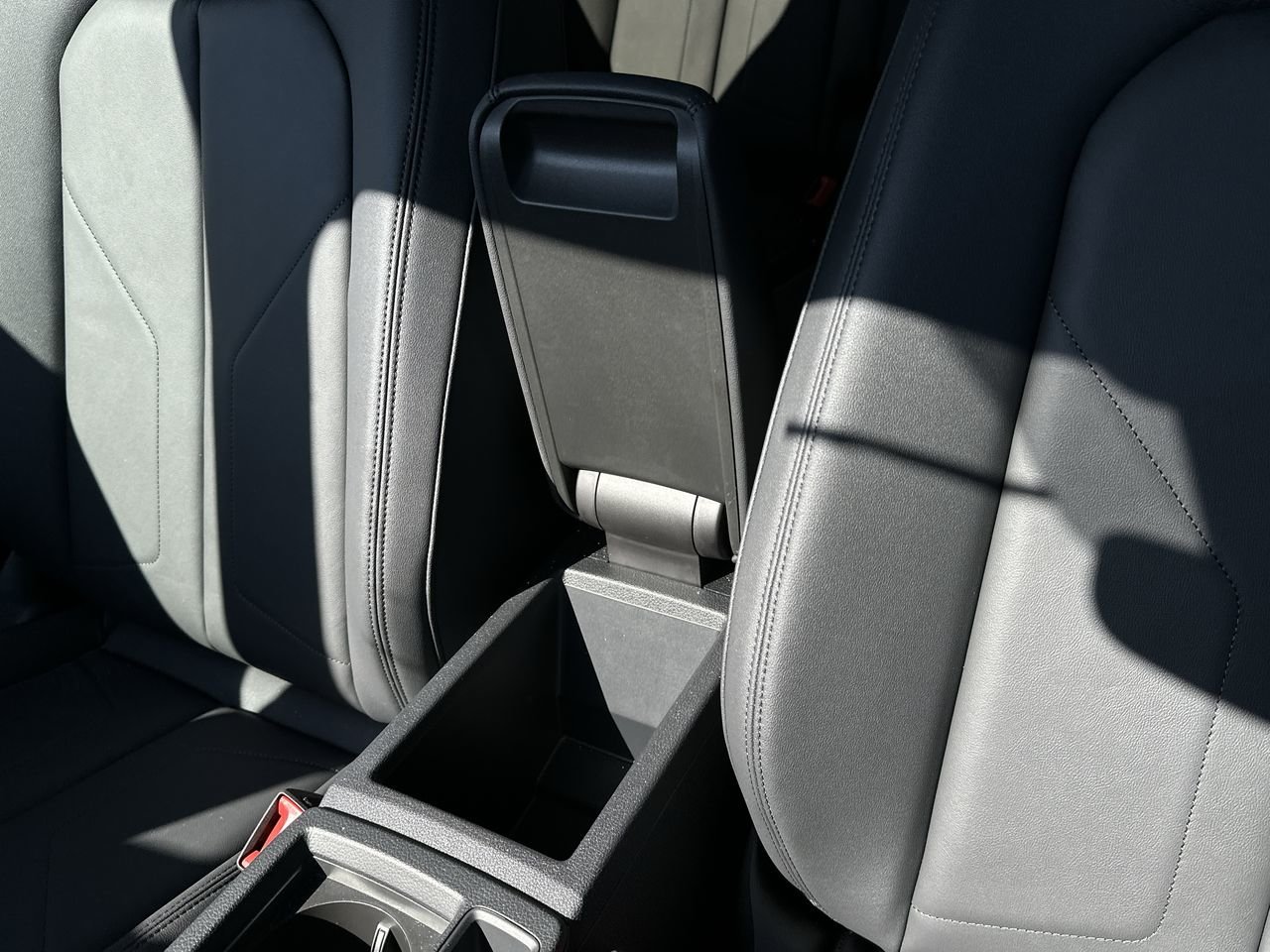 2025 Audi Q3 40, 温哥华, 全款车