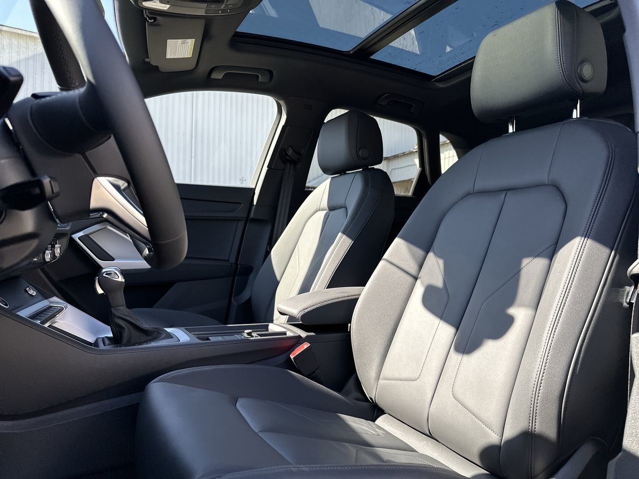 2025 Audi Q3 40, 温哥华, 全款车