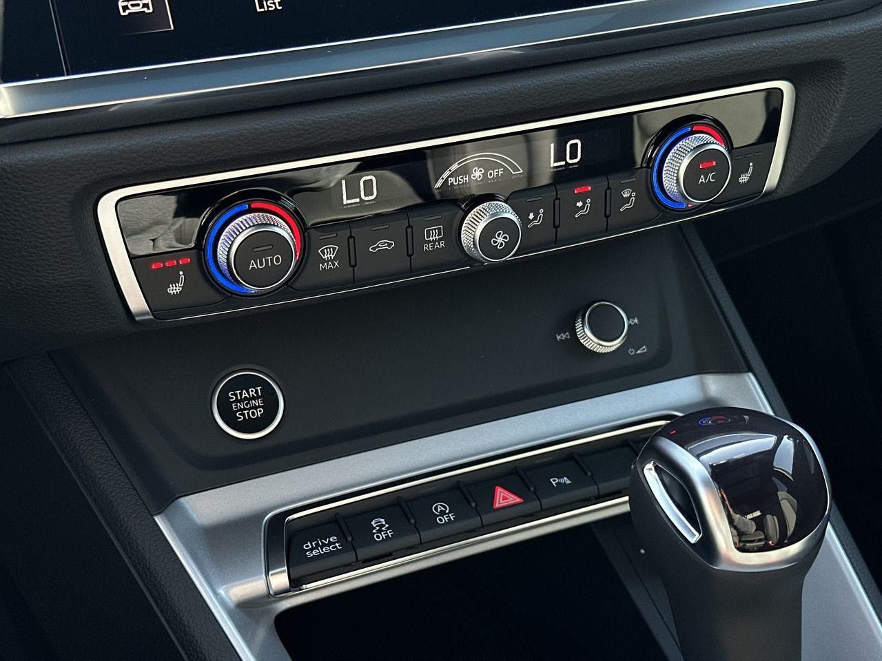 2025 Audi Q3 40, 温哥华, 全款车