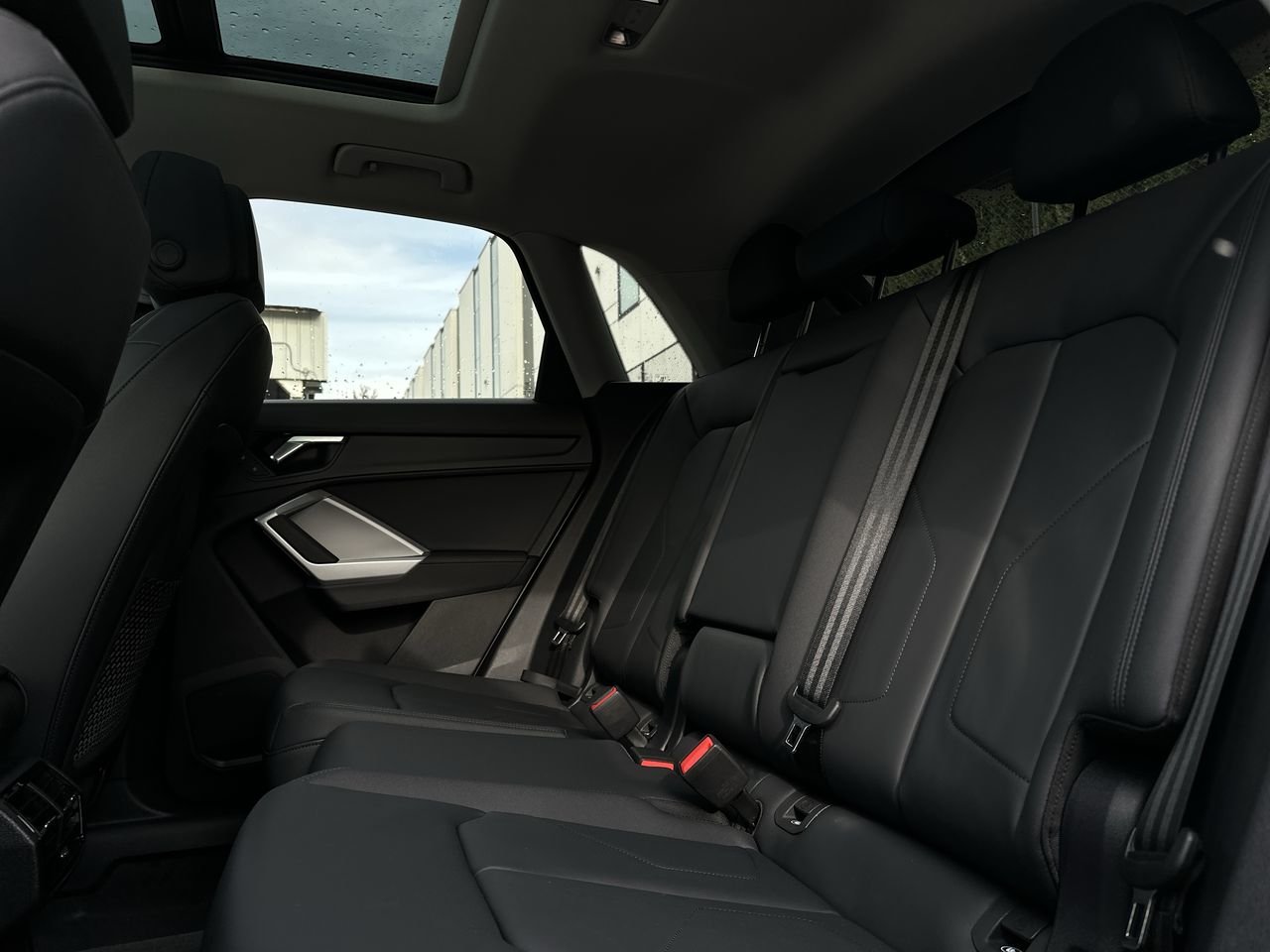 2025 Audi Q3 40, 温哥华, 全款车