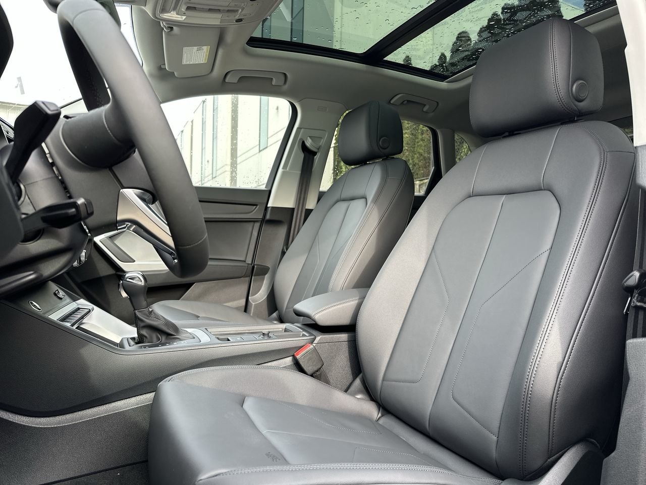 2025 Audi Q3 40, 温哥华, 全款车