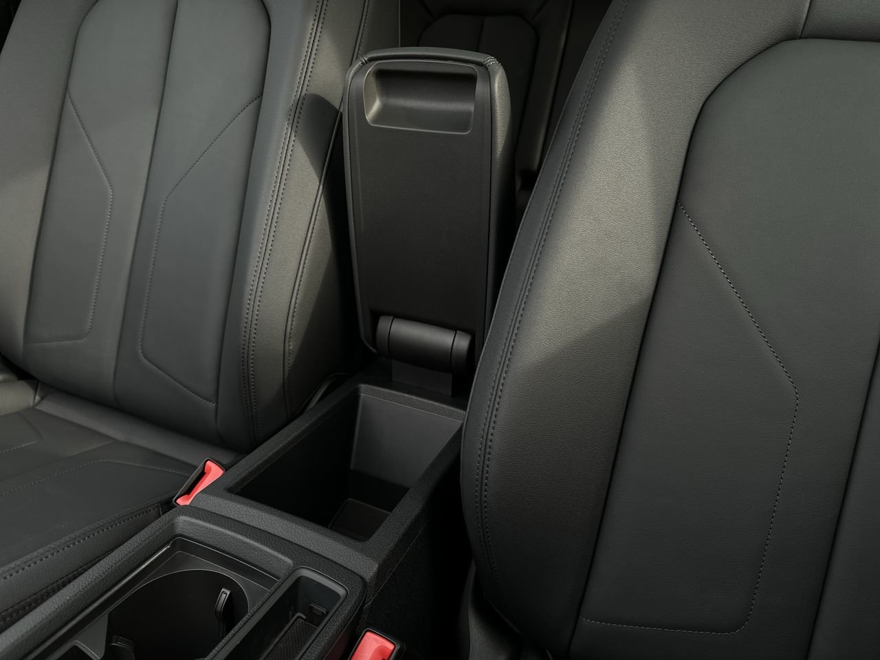 2025 Audi Q3 40, 温哥华, 全款车