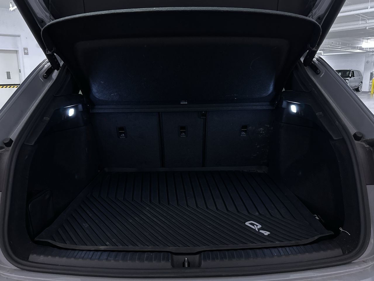 2023 Audi Q4 e-tron 50, Vancouver, Cash