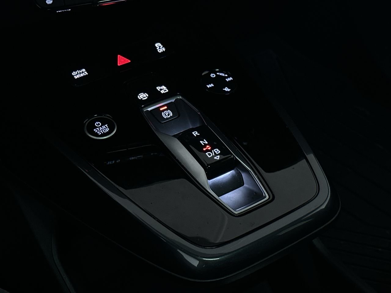 2023 Audi Q4 e-tron 50, Vancouver, Cash
