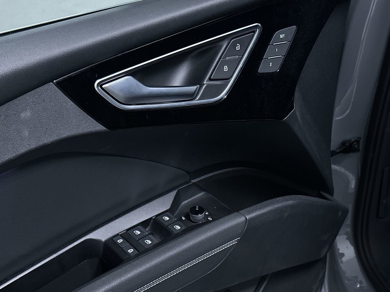 2023 Audi Q4 e-tron 50, Vancouver, Cash