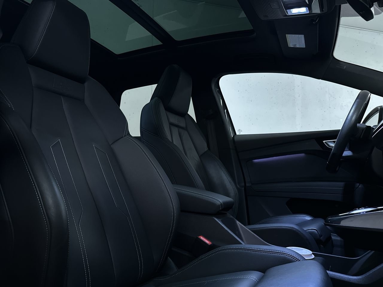 2023 Audi Q4 e-tron 50, Vancouver, Cash