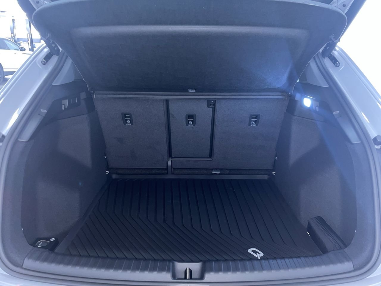2024 Audi Q4 e-tron 45, Vancouver, Cash