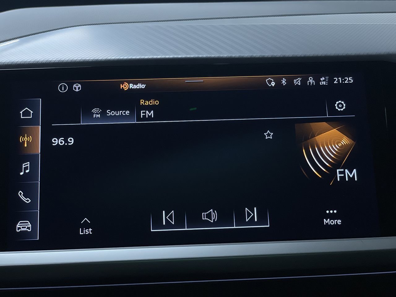 2024 Audi Q4 e-tron 45, Vancouver, Cash