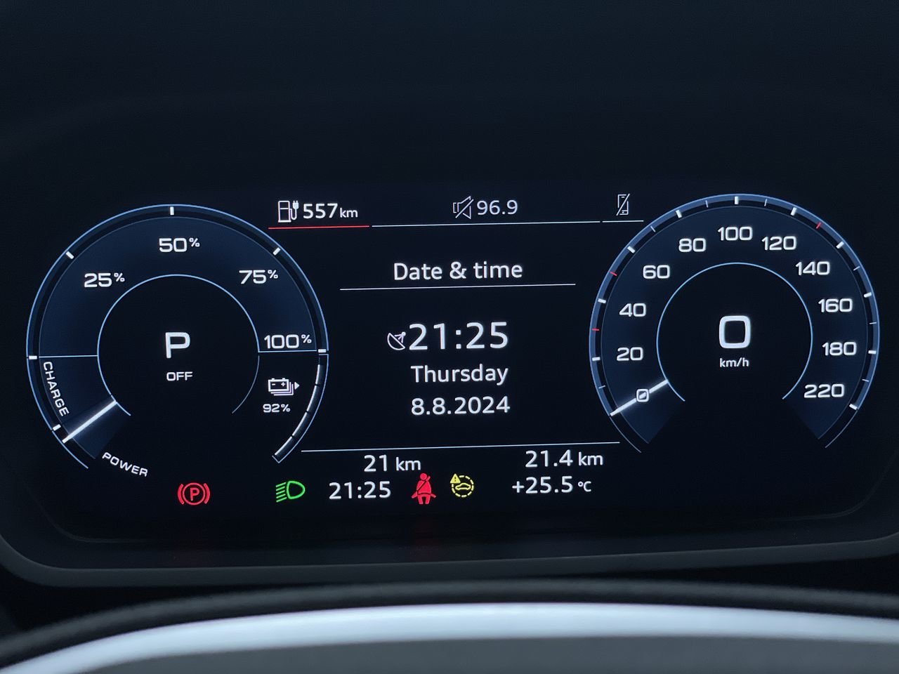 2024 Audi Q4 e-tron 45, Vancouver, Cash