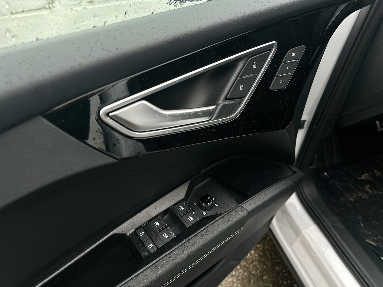 2024 Audi Q4 e-tron 45, Vancouver, Cash
