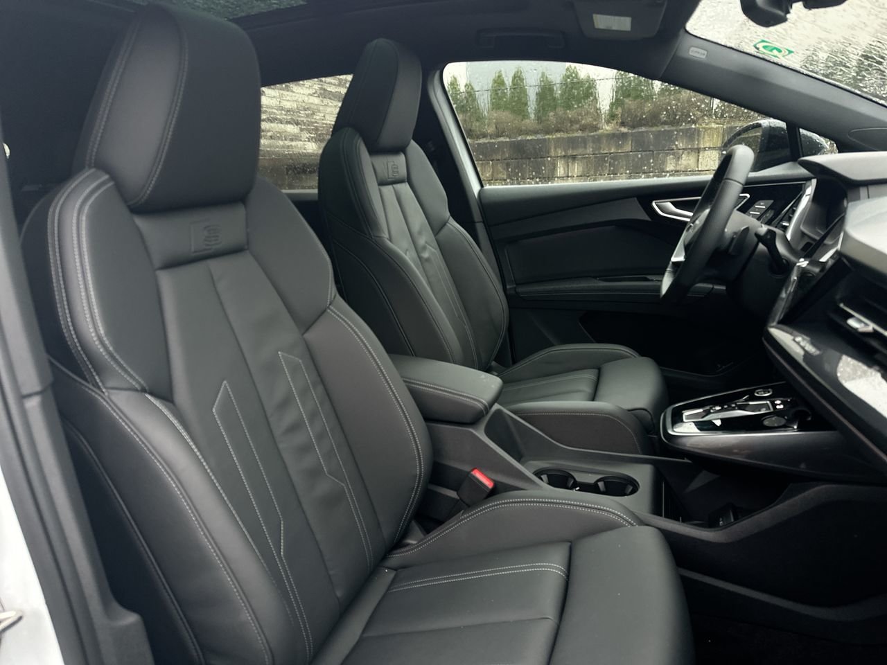 2024 Audi Q4 e-tron 45, Vancouver, Cash