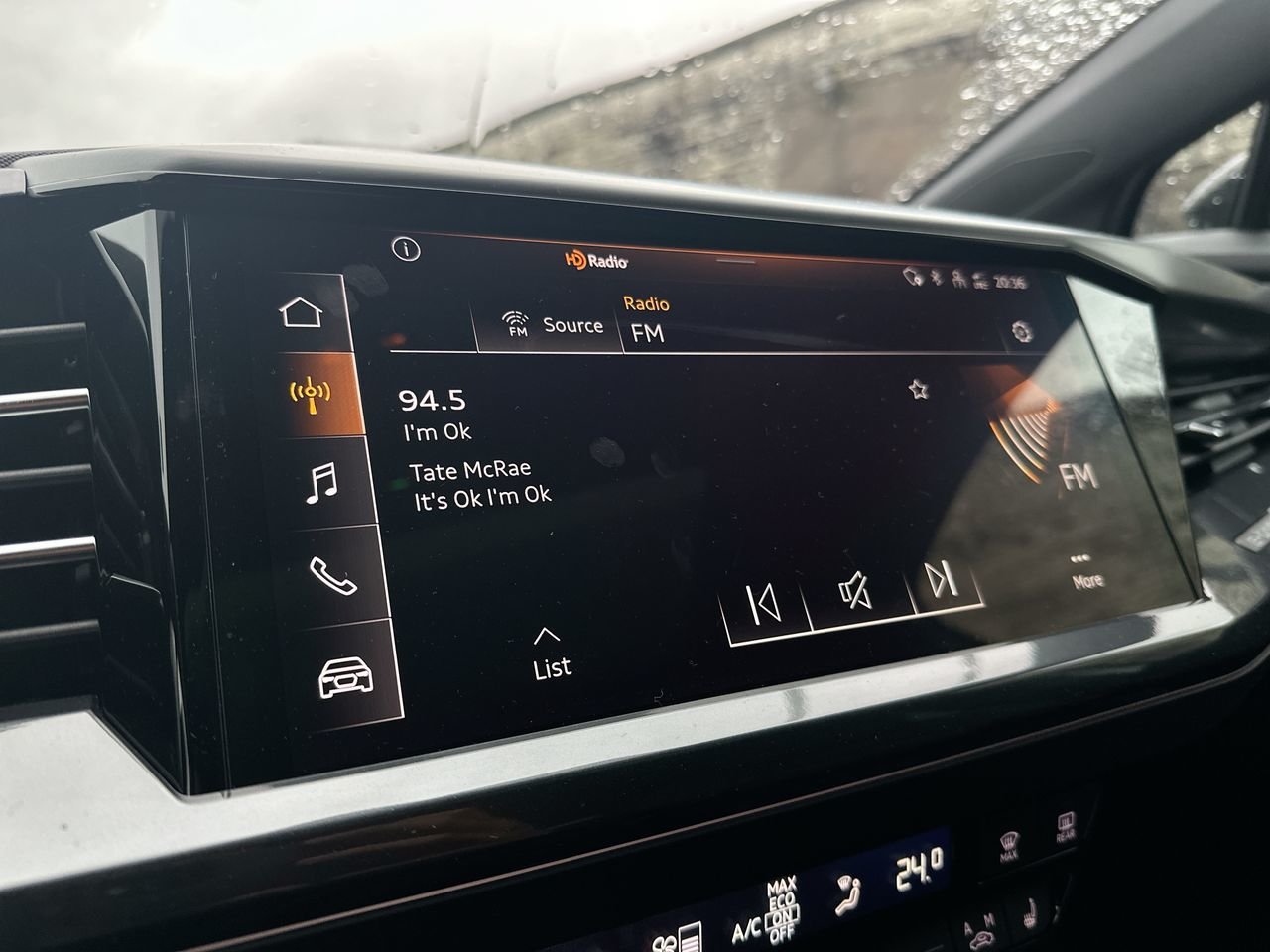 2024 Audi Q4 e-tron 45, Vancouver, Cash