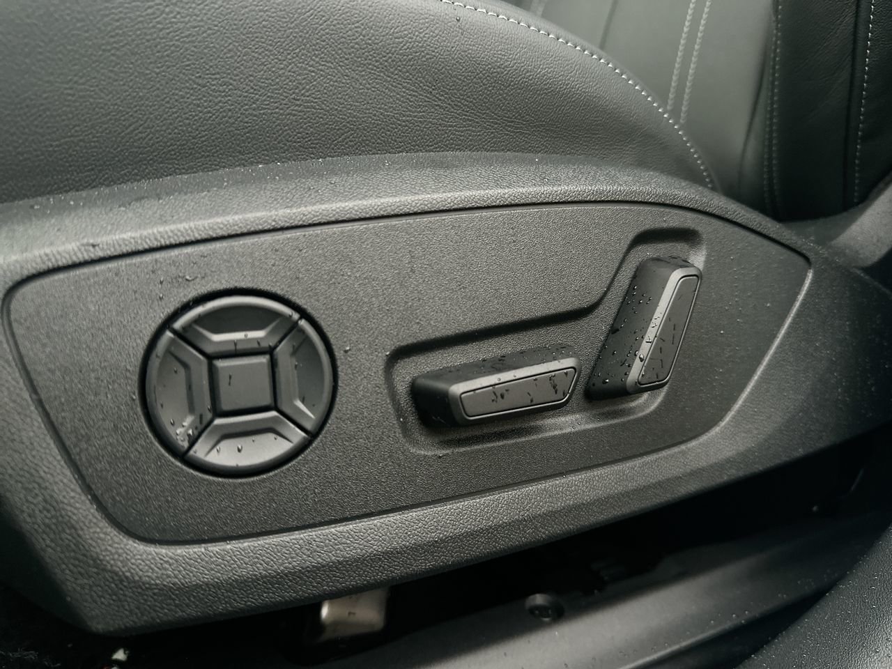 2024 Audi Q4 e-tron 45, Vancouver, Cash
