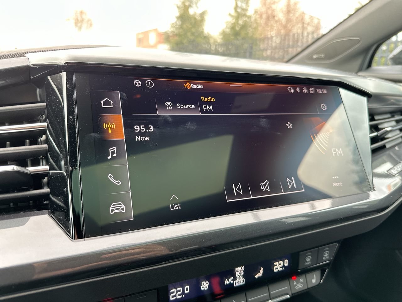 2024 Audi Q4 e-tron 55, Vancouver, Cash
