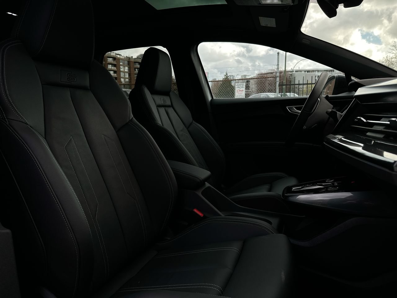 2024 Audi Q4 e-tron 55, Vancouver, Cash