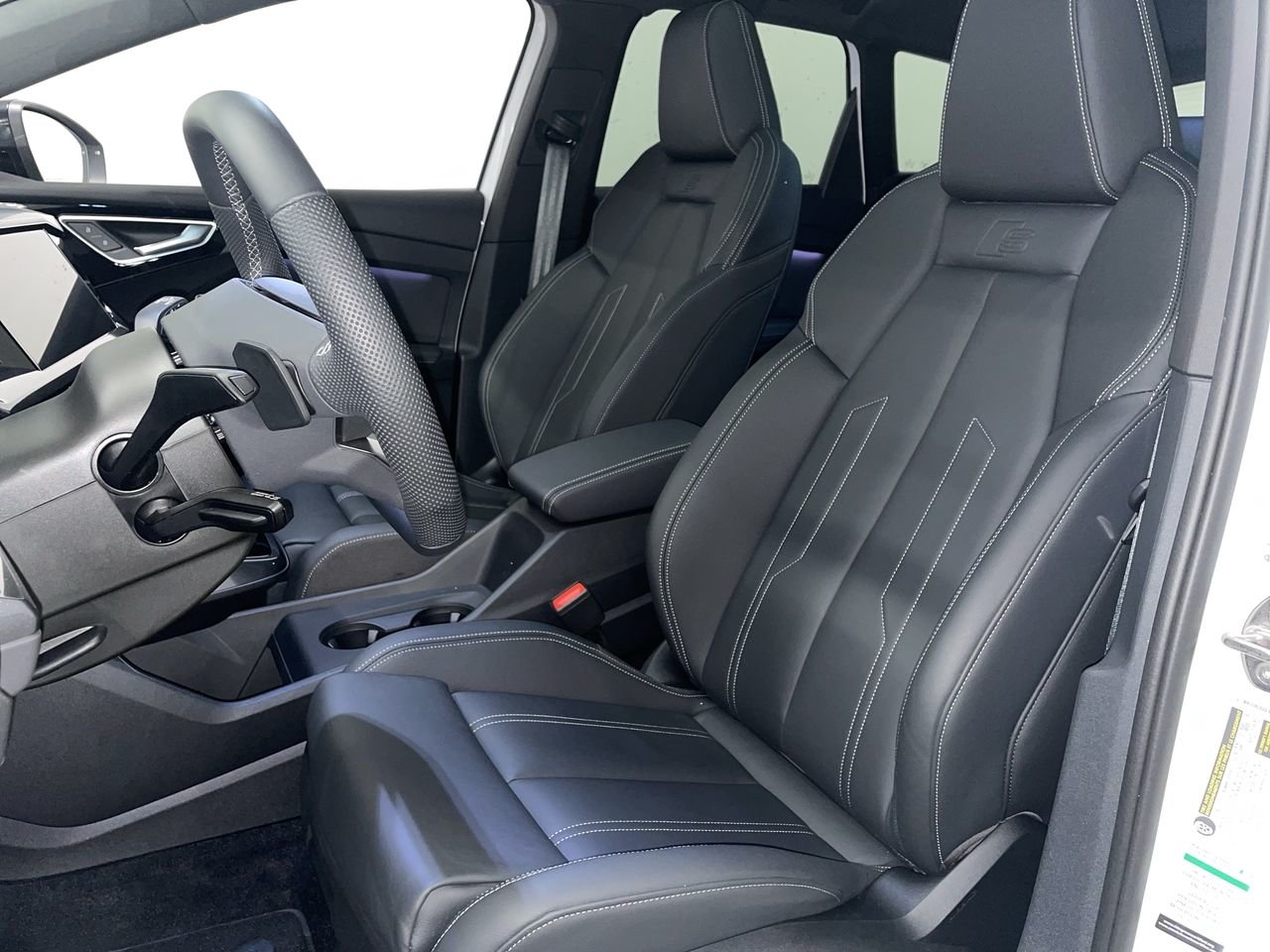 2024 Audi Q4 e-tron 55, Vancouver, Cash