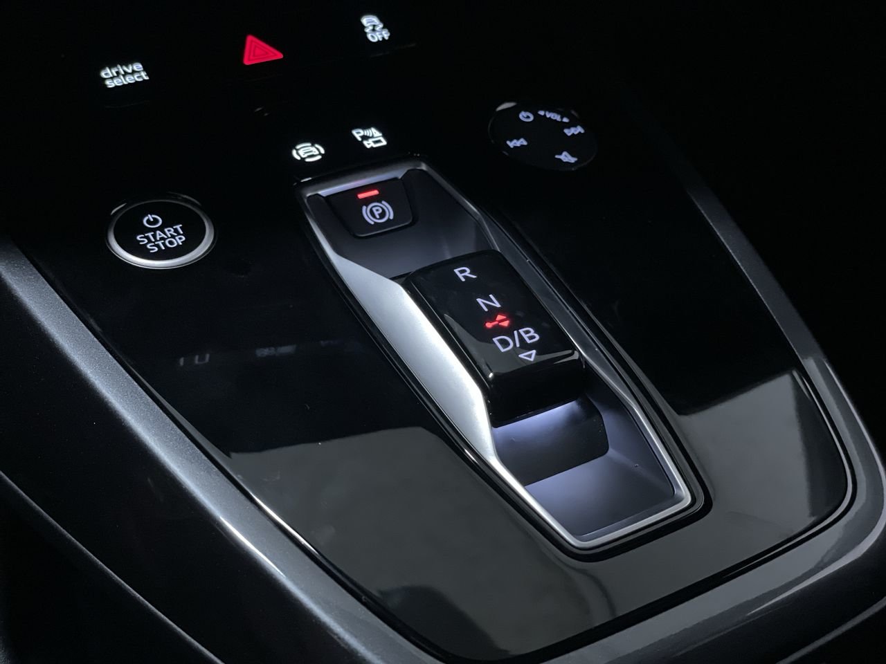 2024 Audi Q4 e-tron 55, Vancouver, Cash