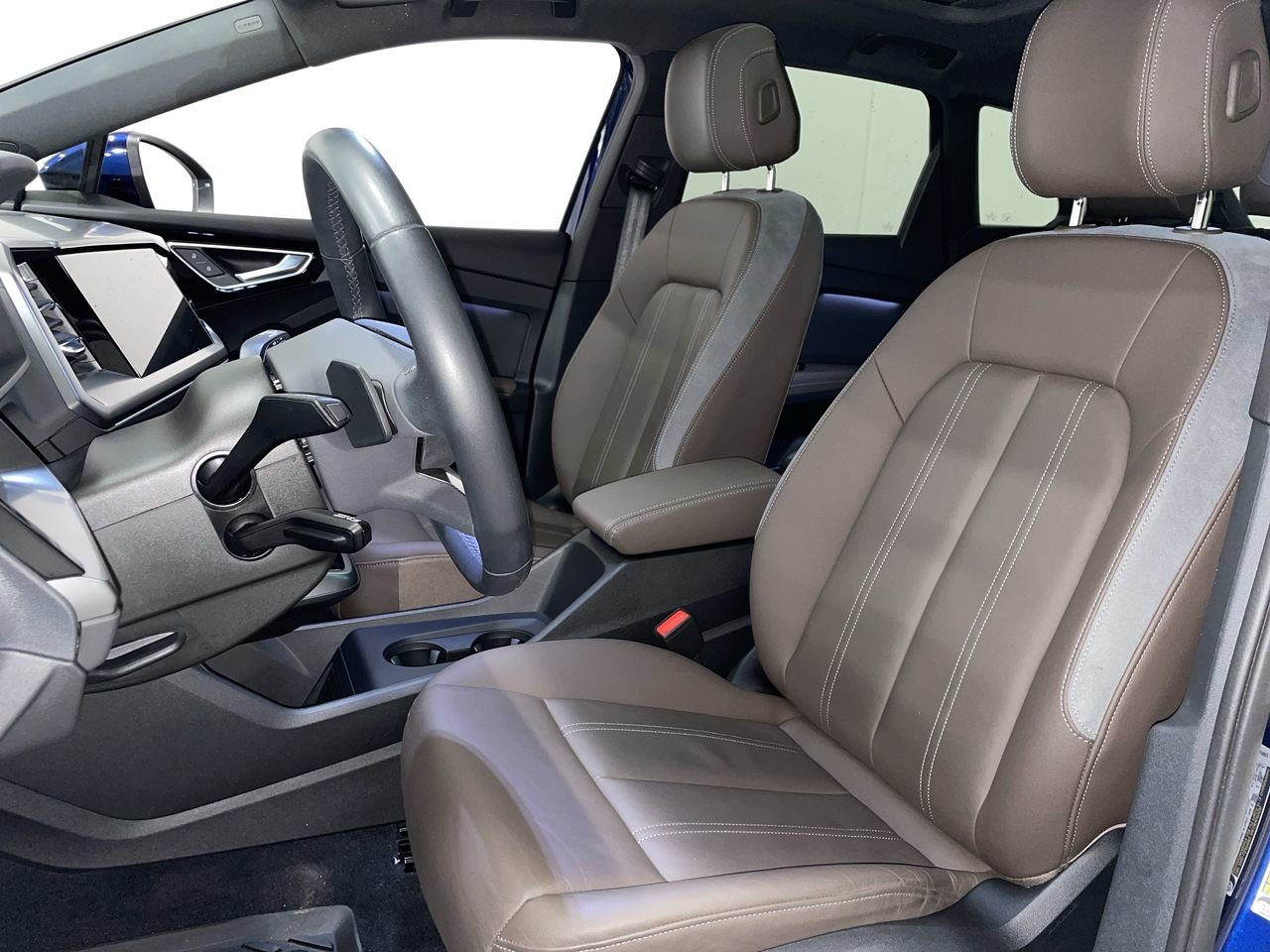 2024 Audi Q4 e-tron 50, Vancouver, Cash