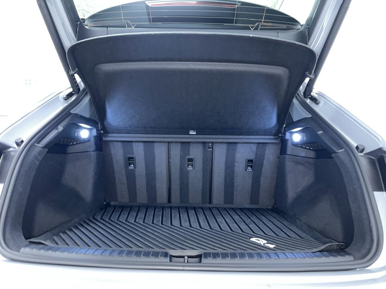 2024 Audi Q4 e-tron 50, Vancouver, Cash