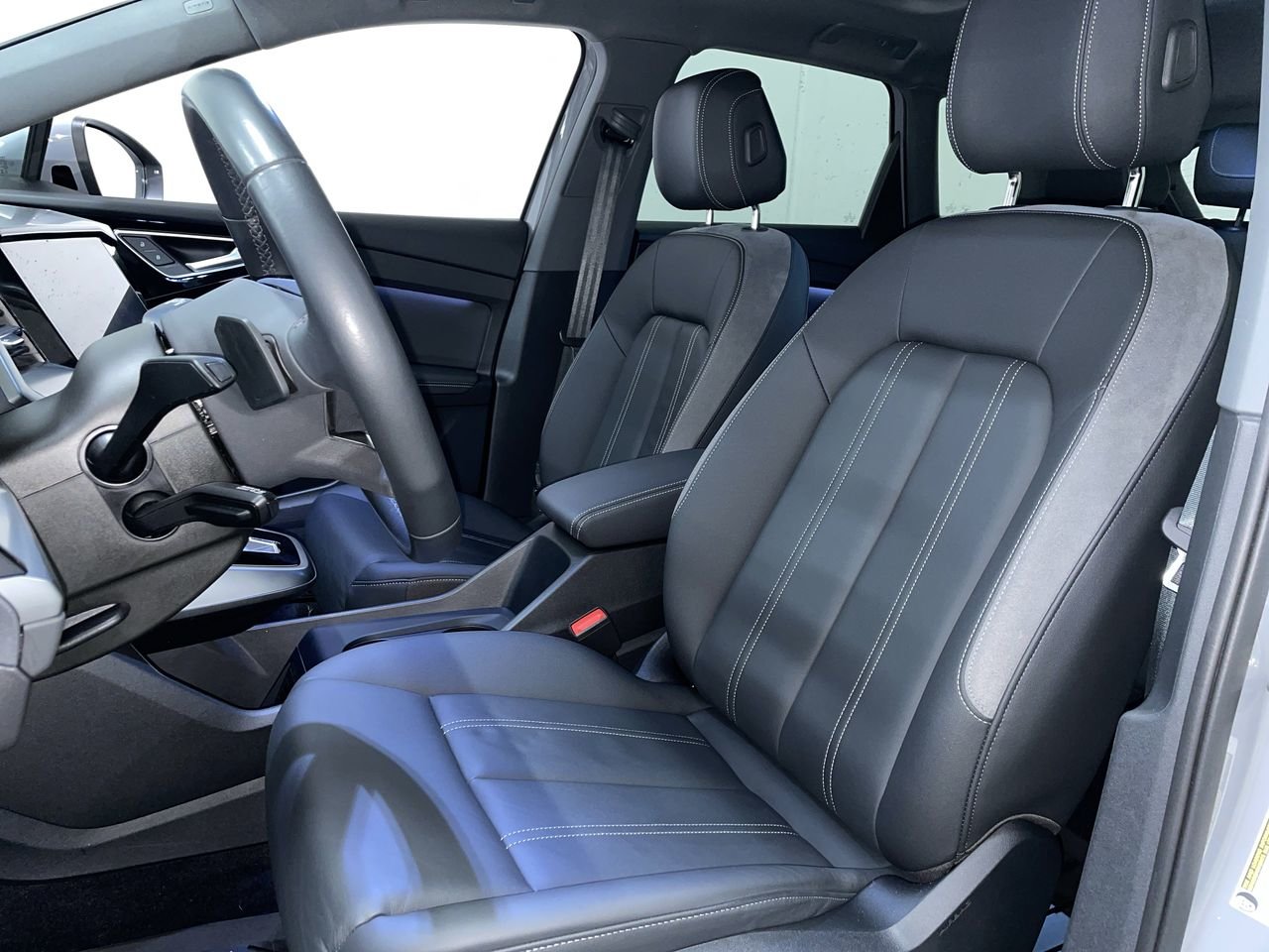 2024 Audi Q4 e-tron 50, Vancouver, Cash