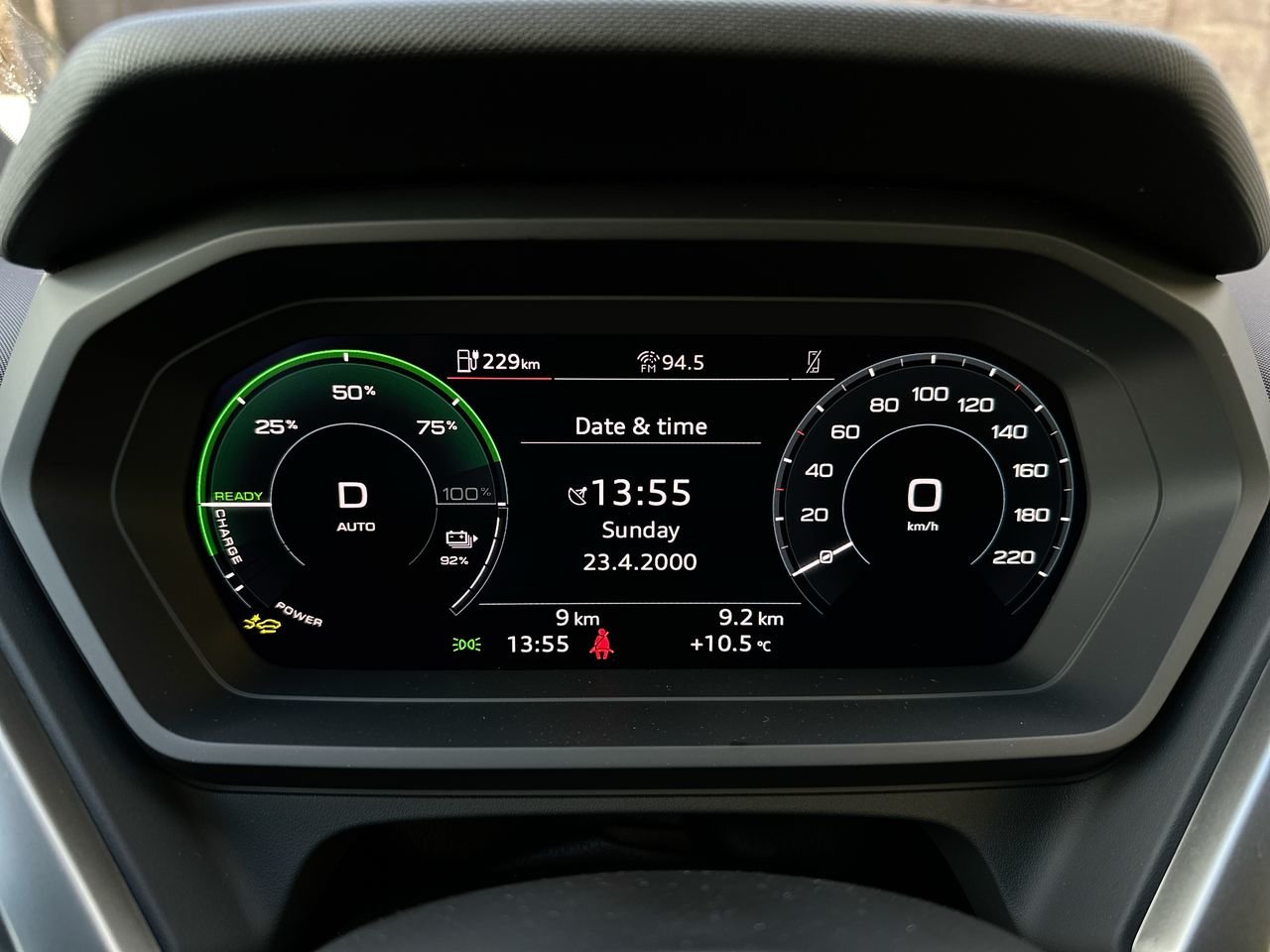 2025 Audi Q4 e-tron 55, Vancouver, Cash