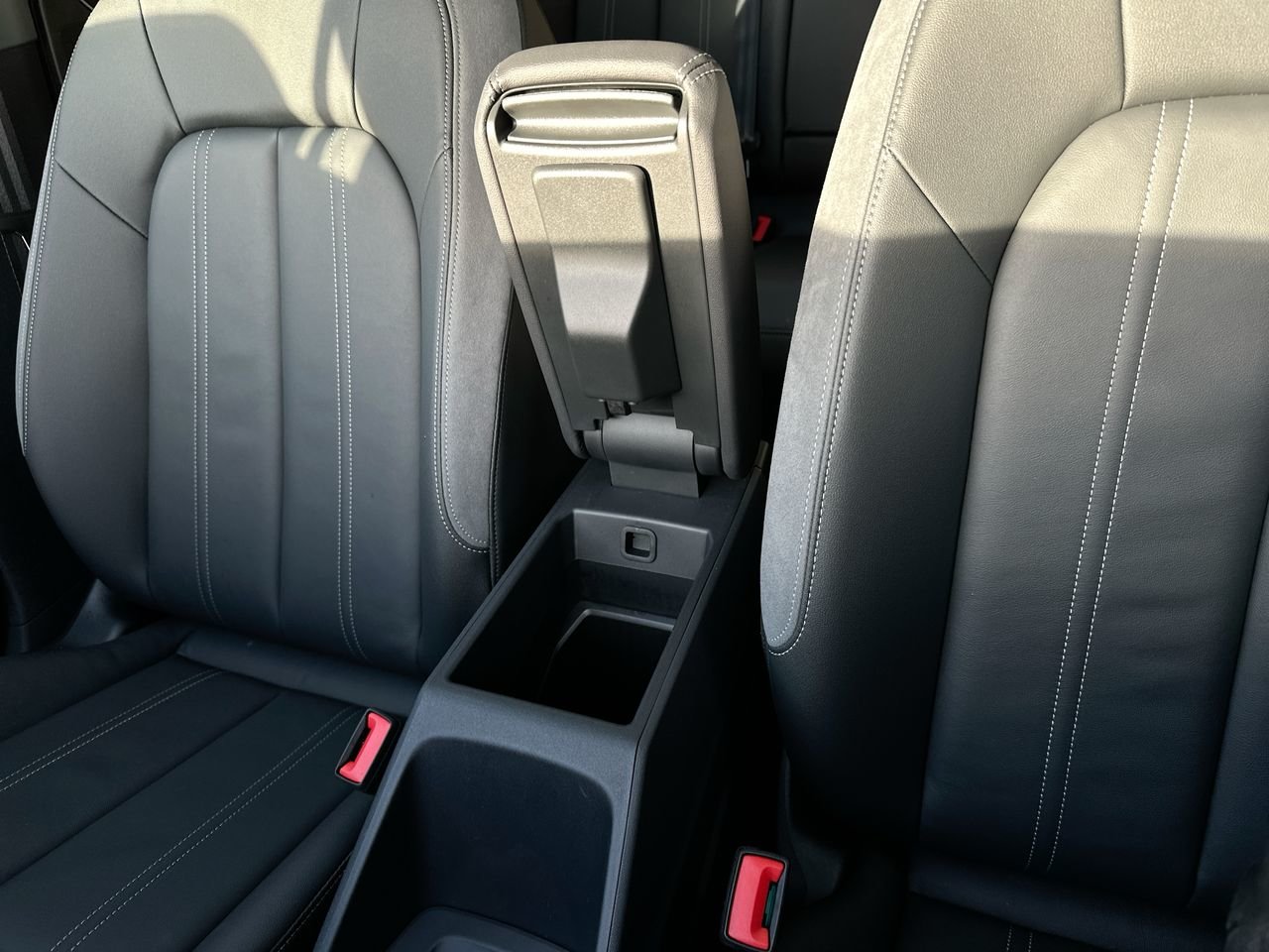 2025 Audi Q4 e-tron 55, Vancouver, Cash