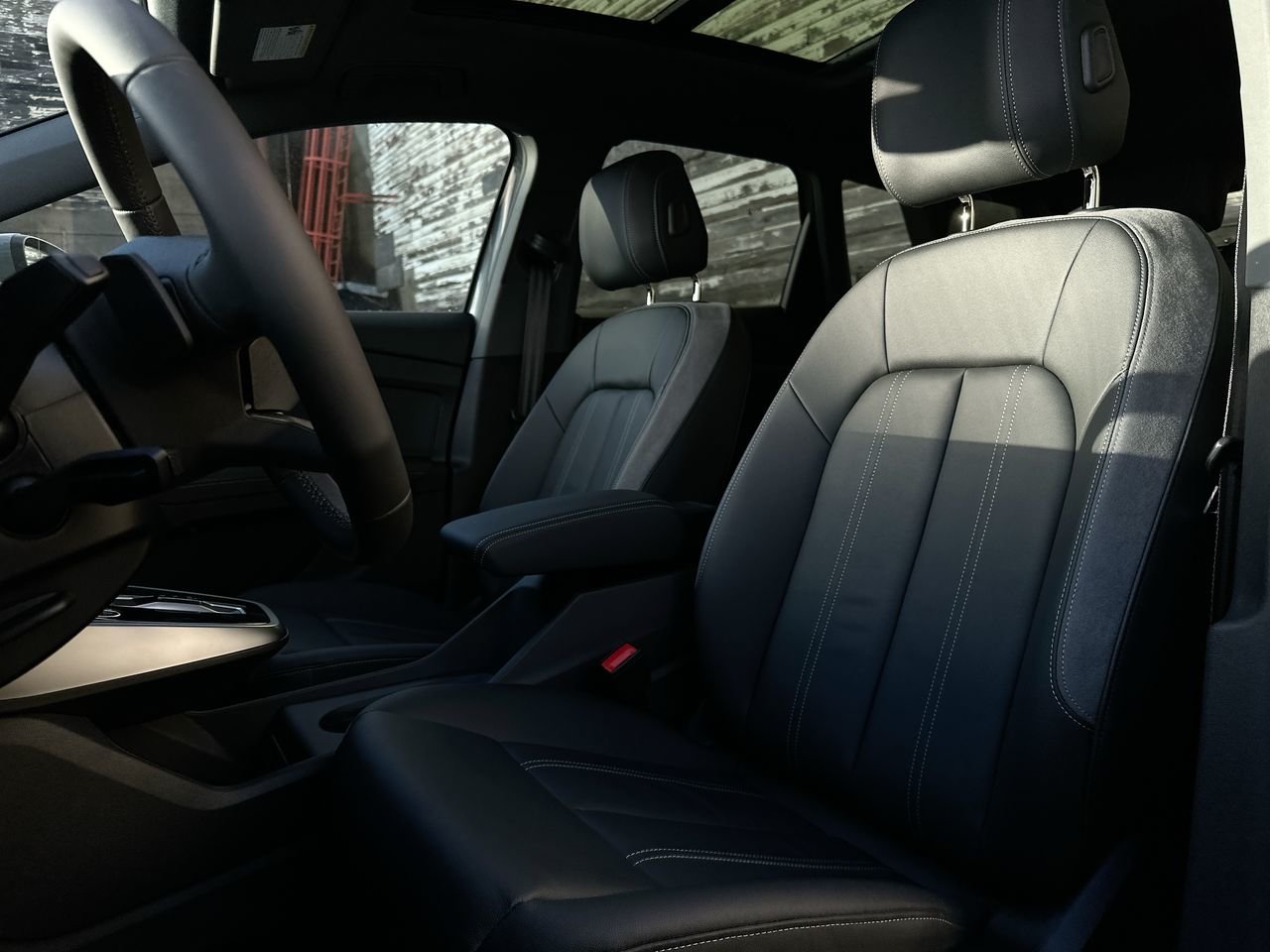 2025 Audi Q4 e-tron 55, Vancouver, Cash