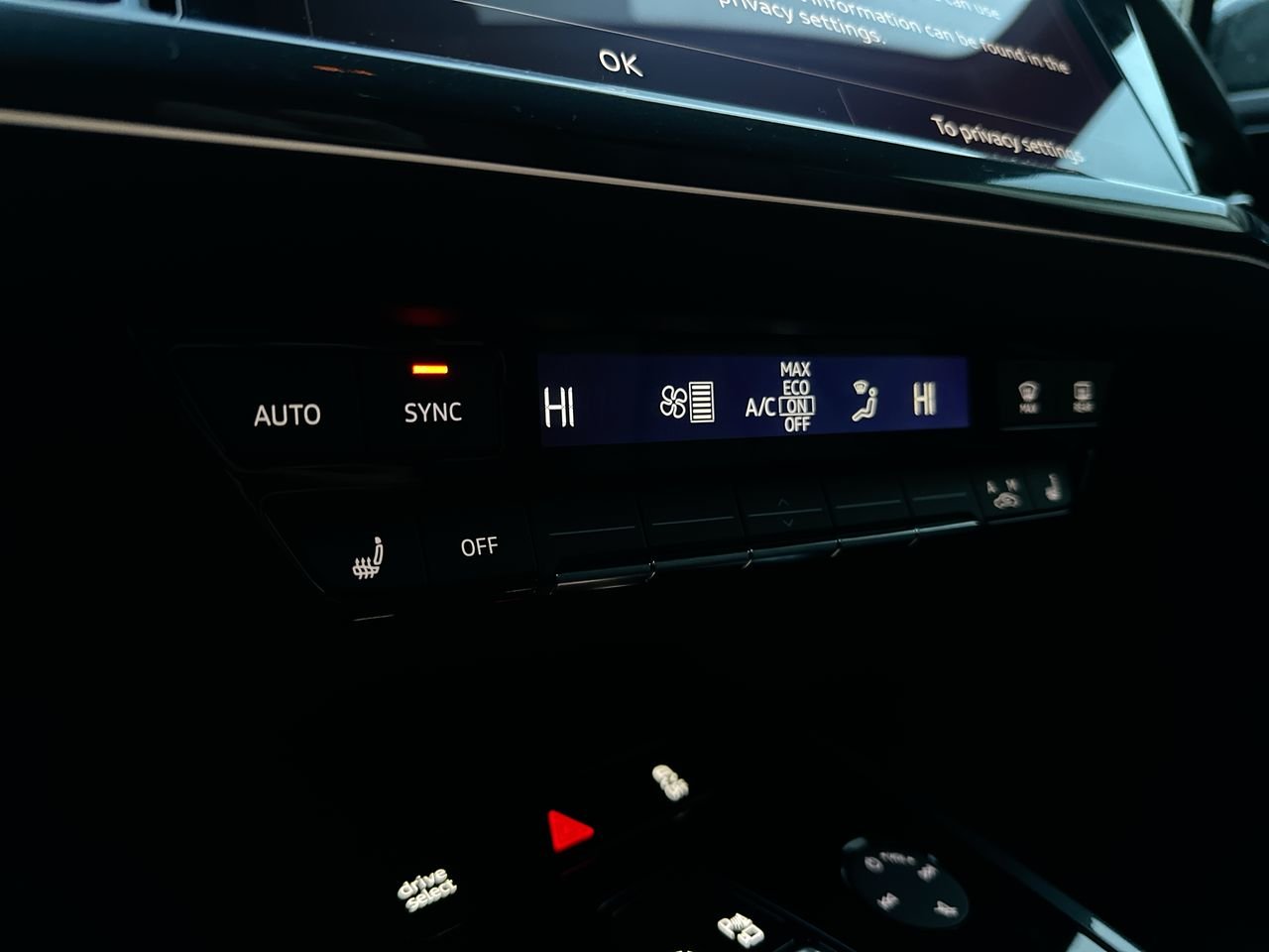 2025 Audi Q4 e-tron 55, Vancouver, Cash