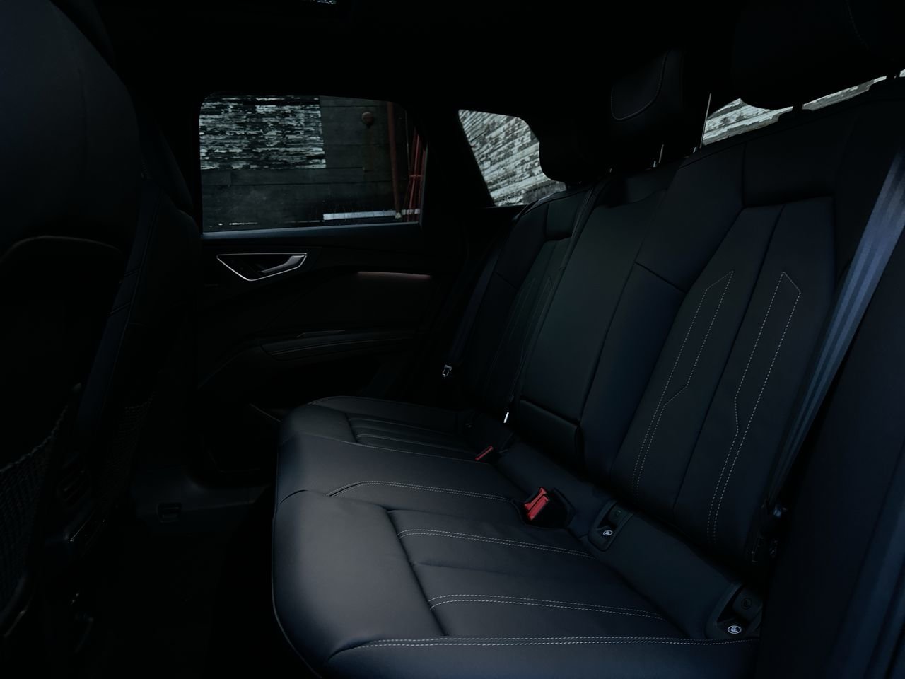 2025 Audi Q4 e-tron 55, Vancouver, Cash
