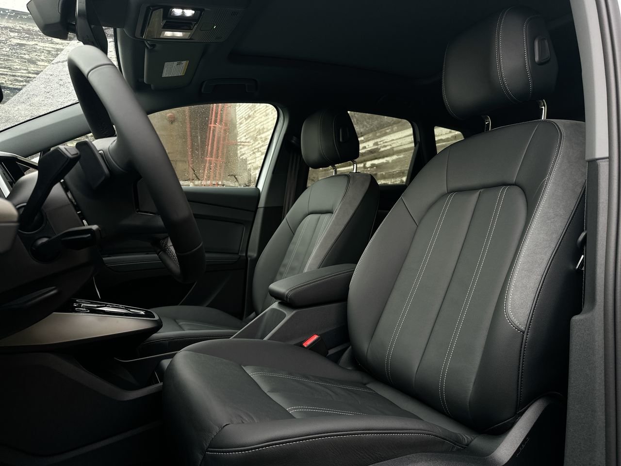 2025 Audi Q4 e-tron 55, Vancouver, Cash