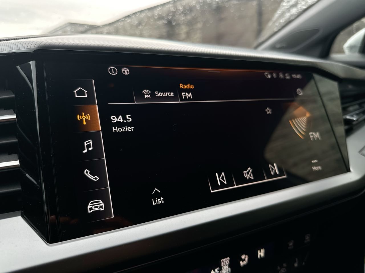 2025 Audi Q4 e-tron 55, Vancouver, Cash