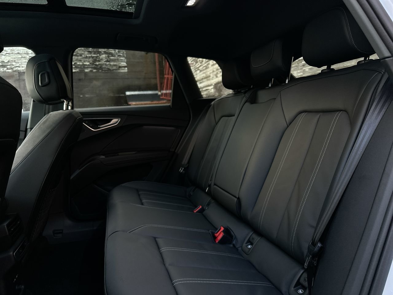 2025 Audi Q4 e-tron 55, Vancouver, Cash