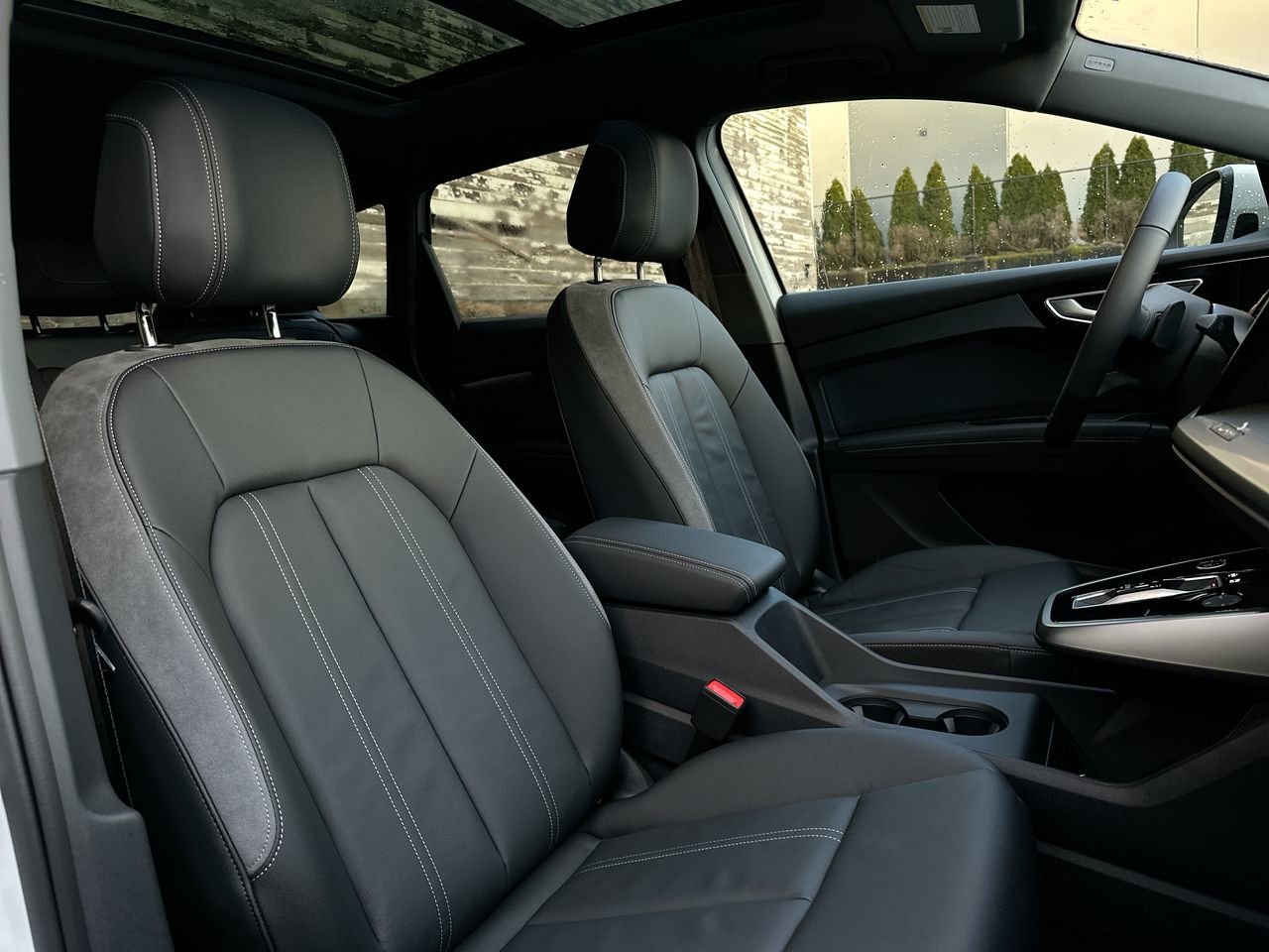 2025 Audi Q4 e-tron 55, Vancouver, Cash