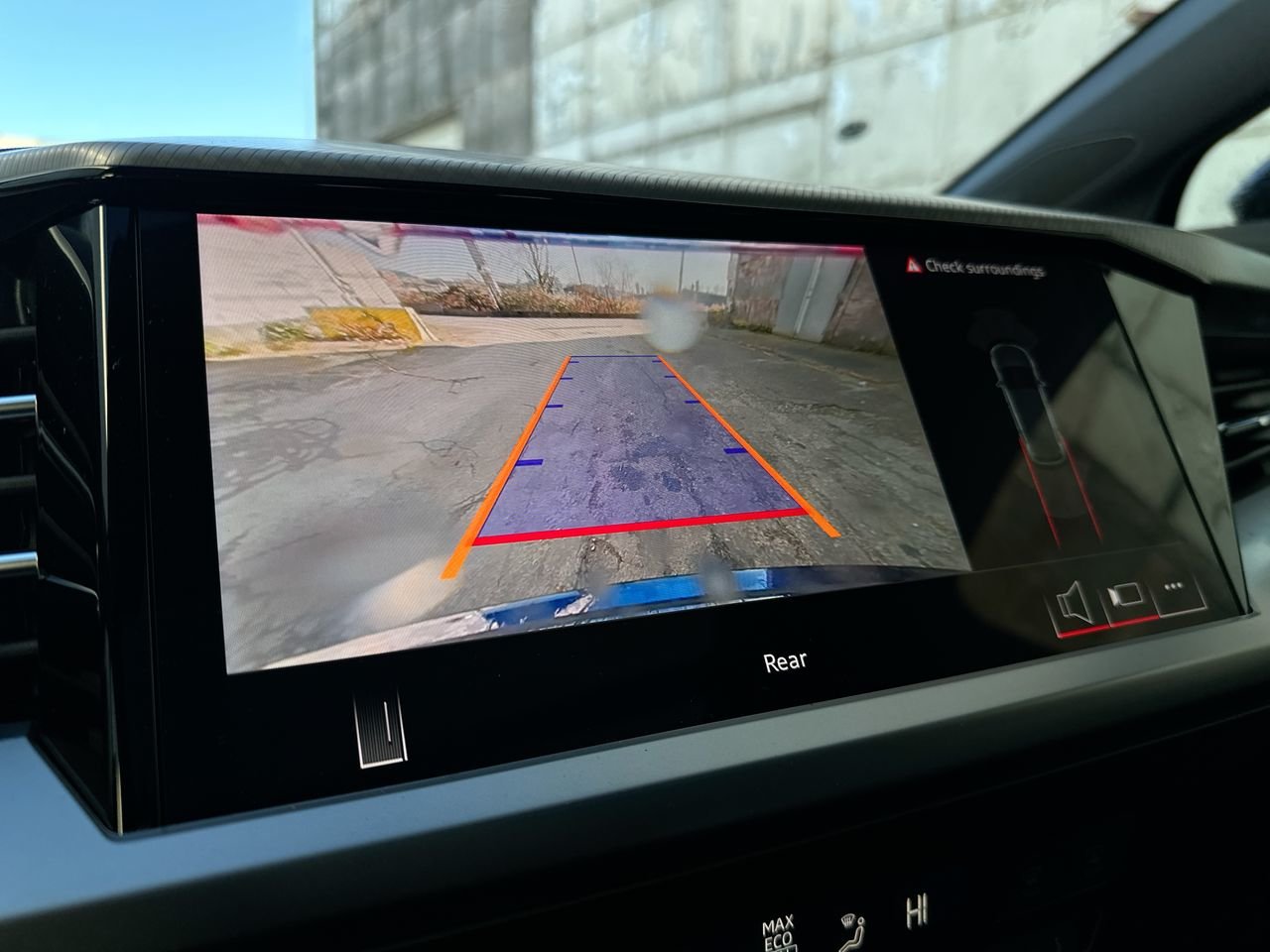 2025 Audi Q4 e-tron 55, Vancouver, Cash