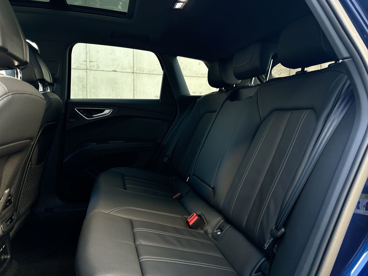 2025 Audi Q4 e-tron 55, Vancouver, Cash