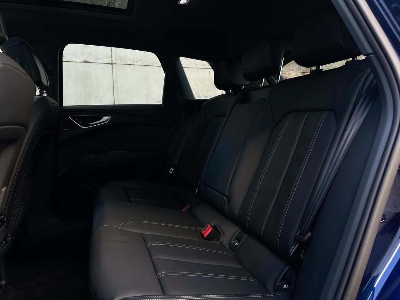 2025 Audi Q4 e-tron 55, Vancouver, Cash