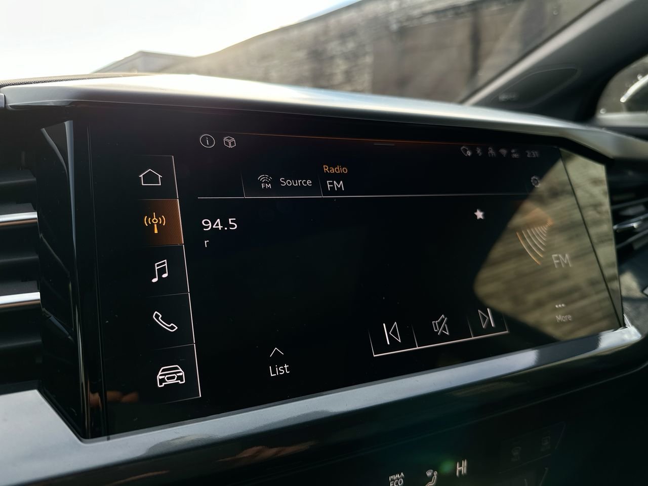2025 Audi Q4 e-tron 55, Vancouver, Cash