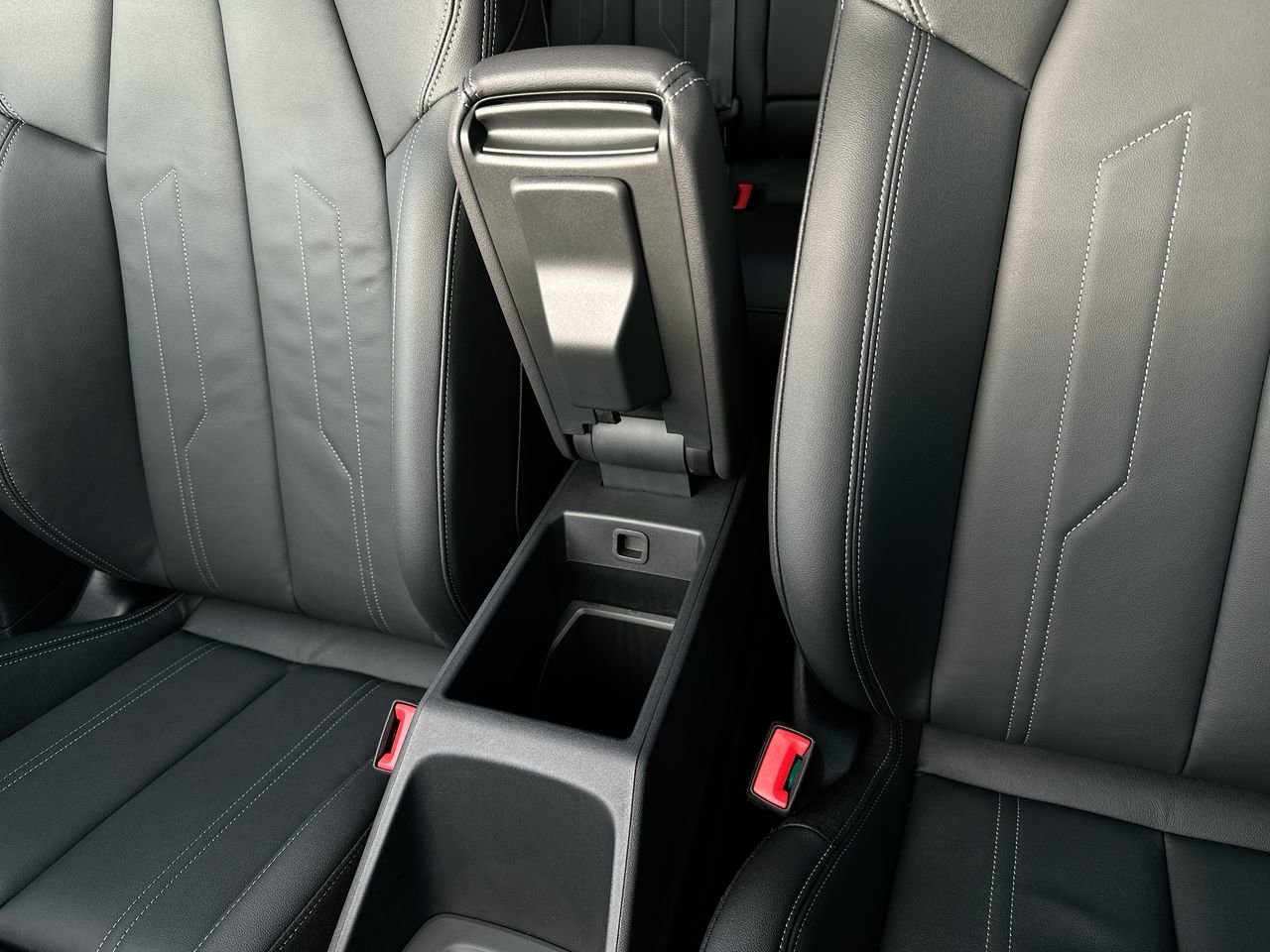 2025 Audi Q4 e-tron 55, Vancouver, Cash
