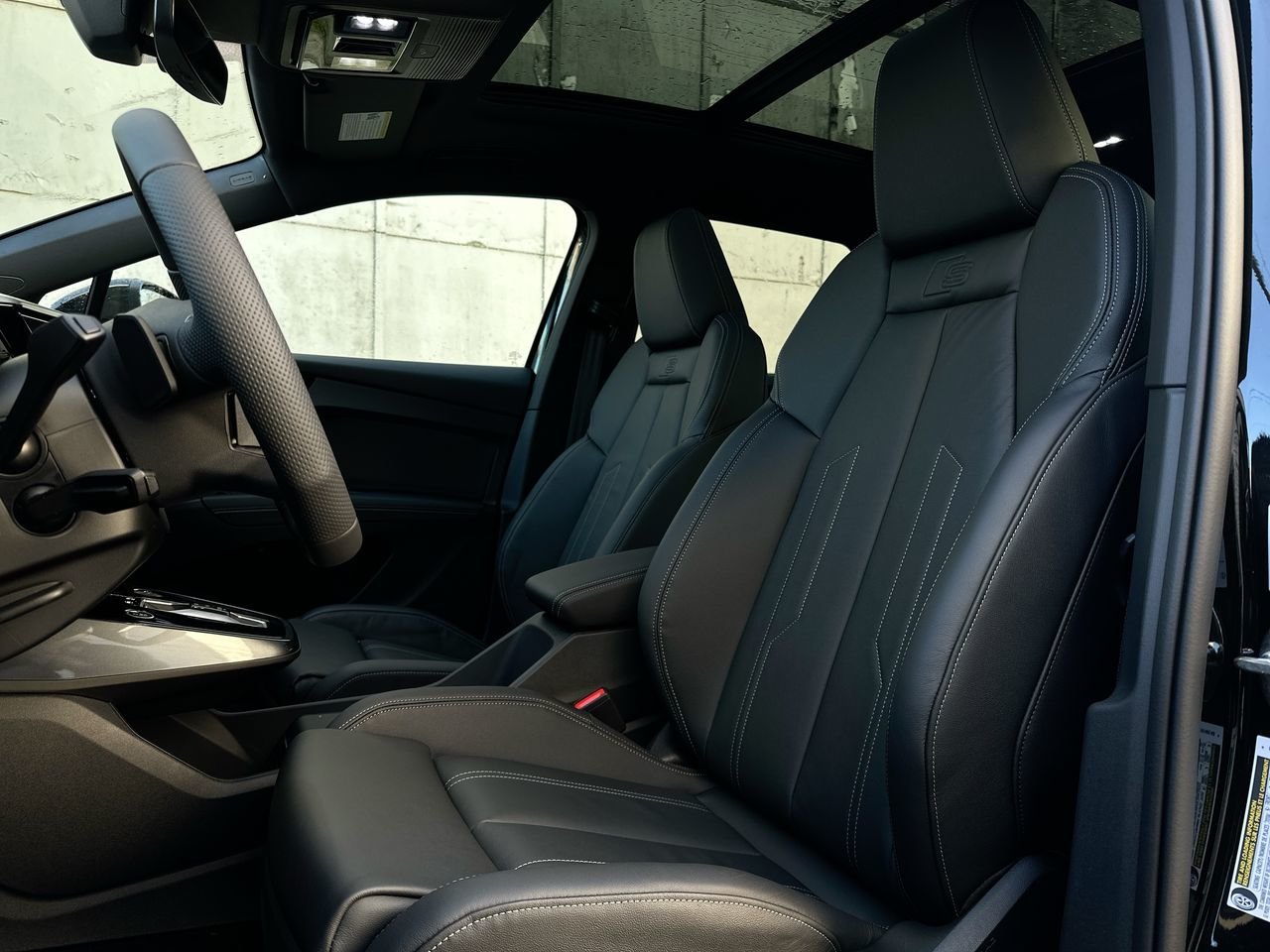 2025 Audi Q4 e-tron 55, Vancouver, Cash