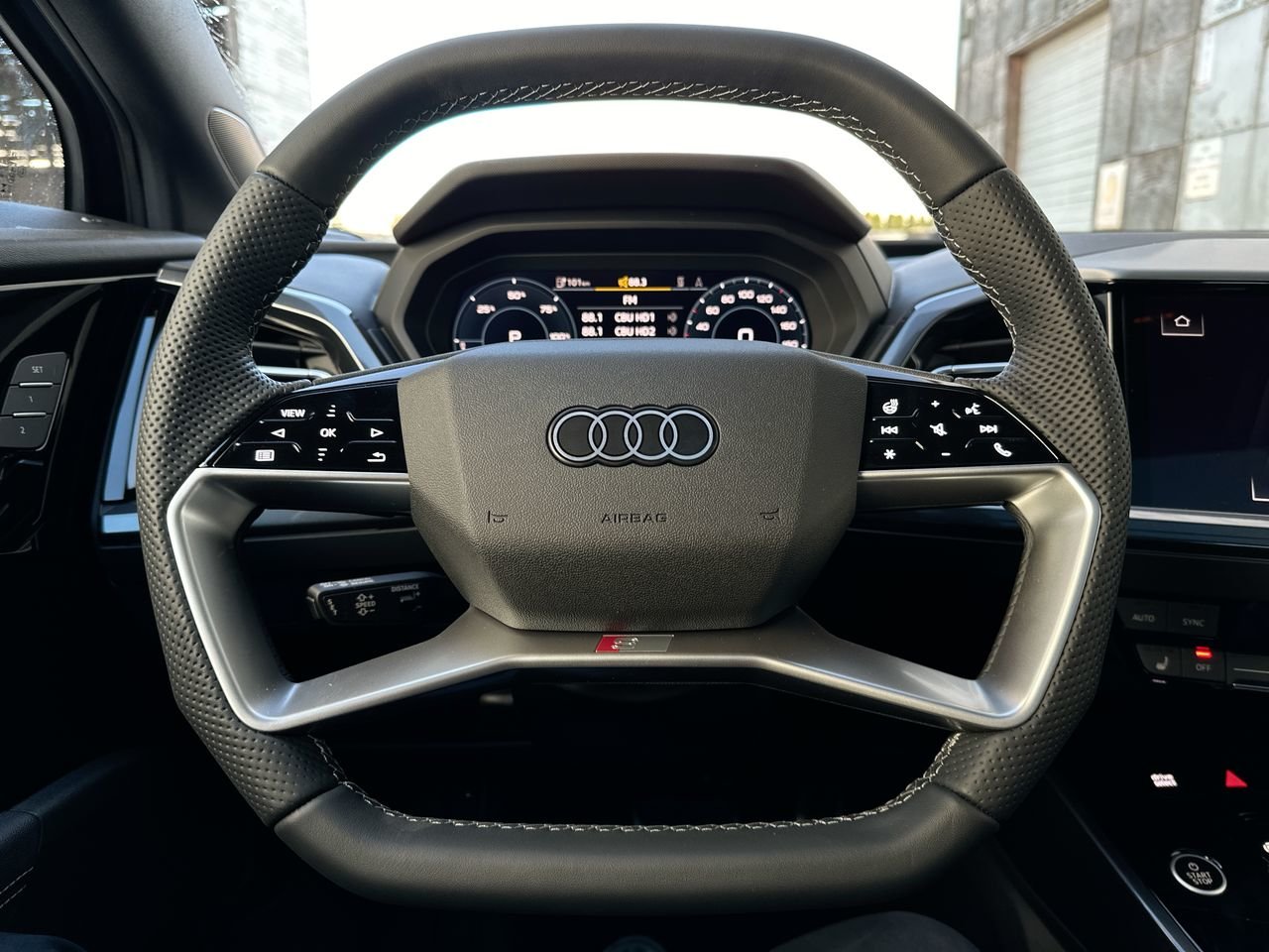 2025 Audi Q4 e-tron 55, Vancouver, Cash
