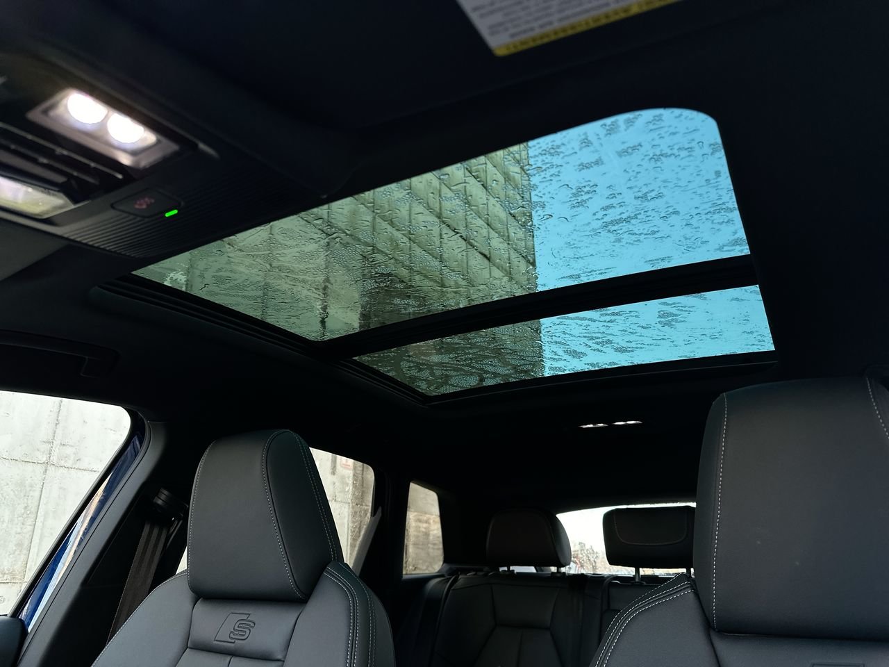 2025 Audi Q4 e-tron 55, Vancouver, Cash