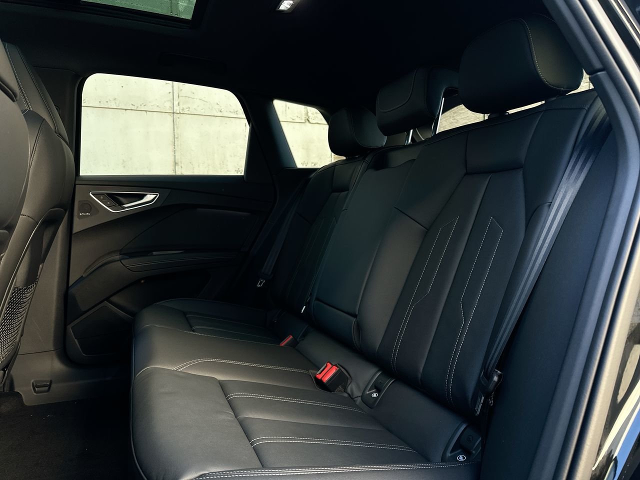 2025 Audi Q4 e-tron 55, Vancouver, Cash