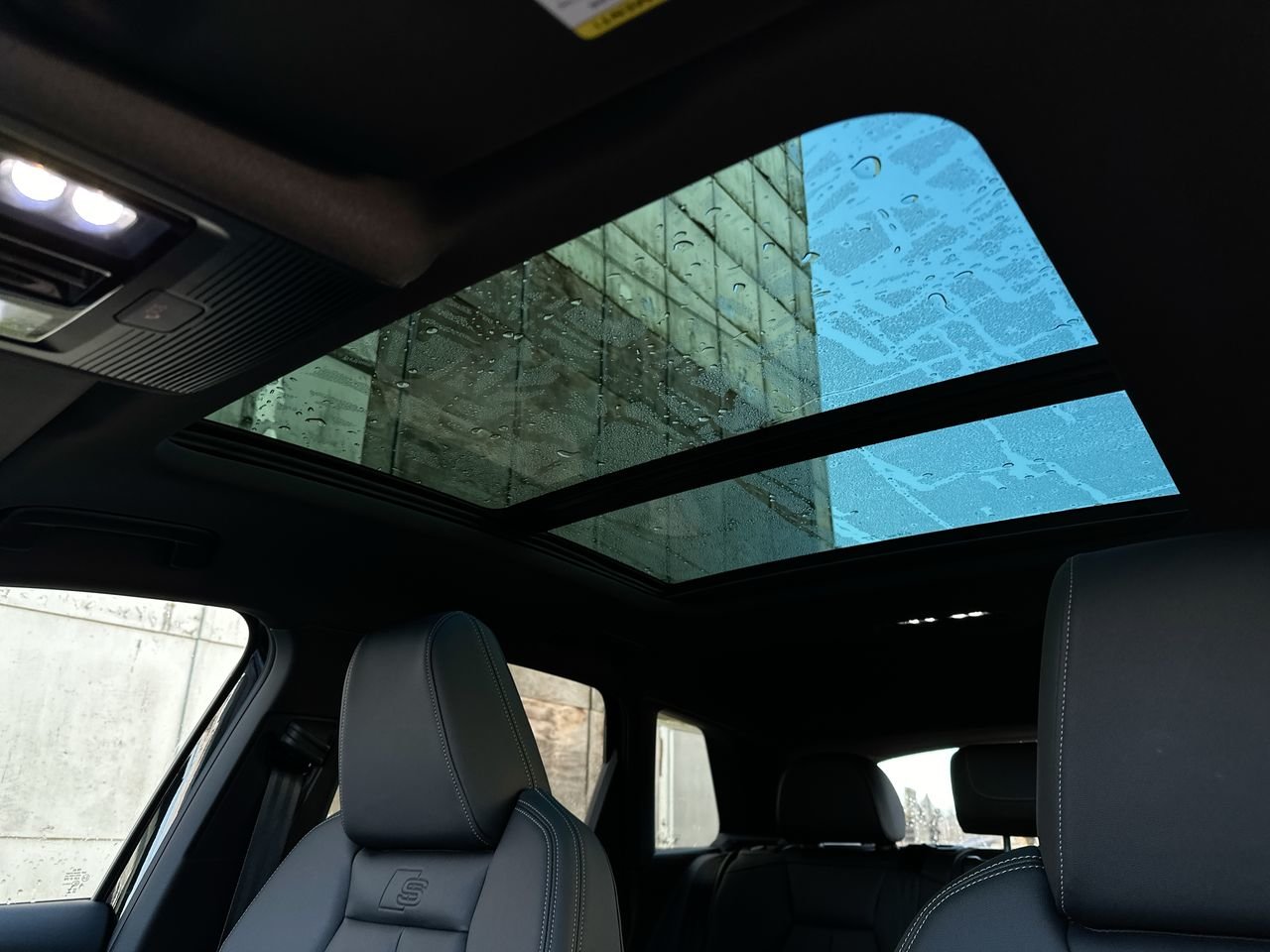 2025 Audi Q4 e-tron 55, Vancouver, Cash