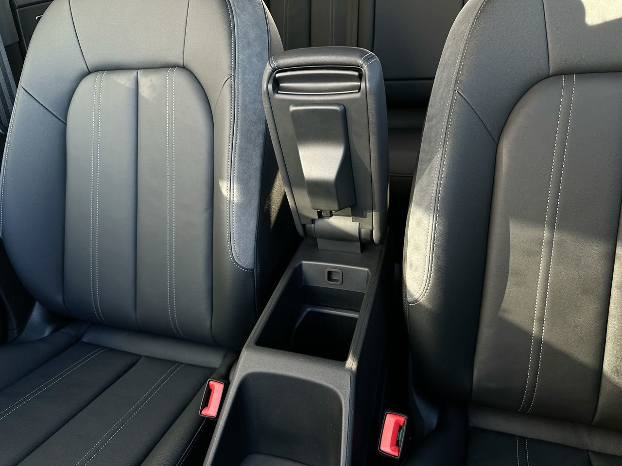 2025 Audi Q4 e-tron 55, Vancouver, Cash